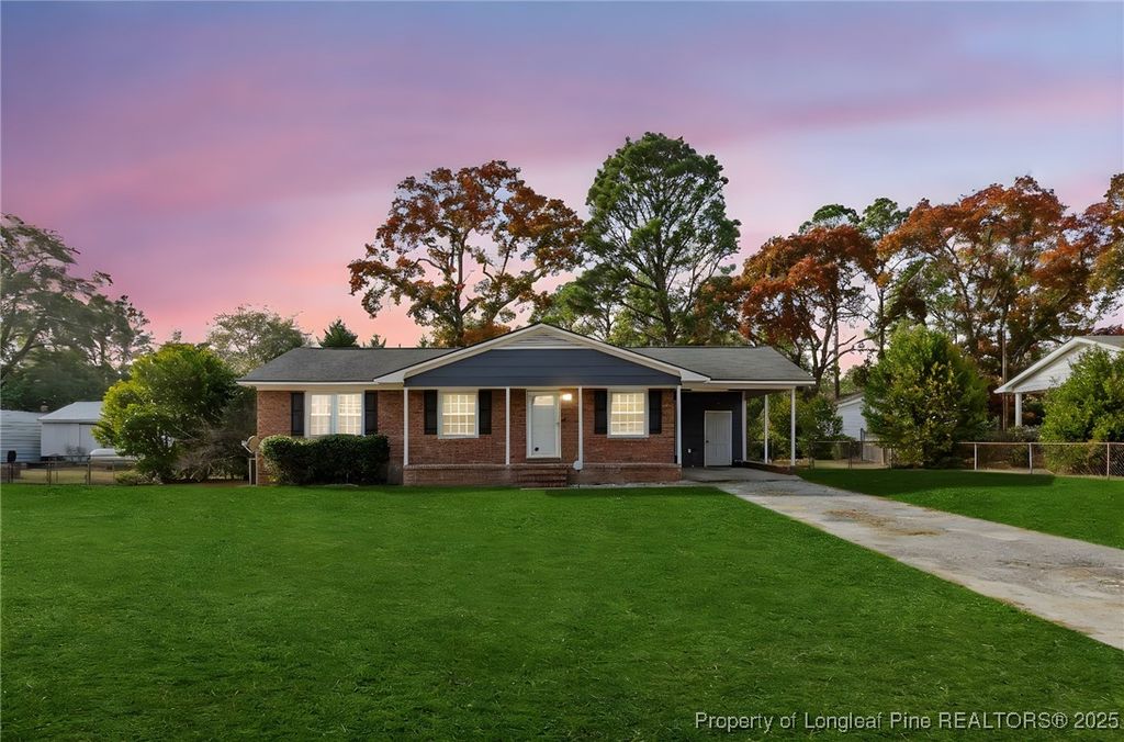 Photo of 2554 Bel Aire Street, Fayetteville, NC 28306 (MLS # 753368)