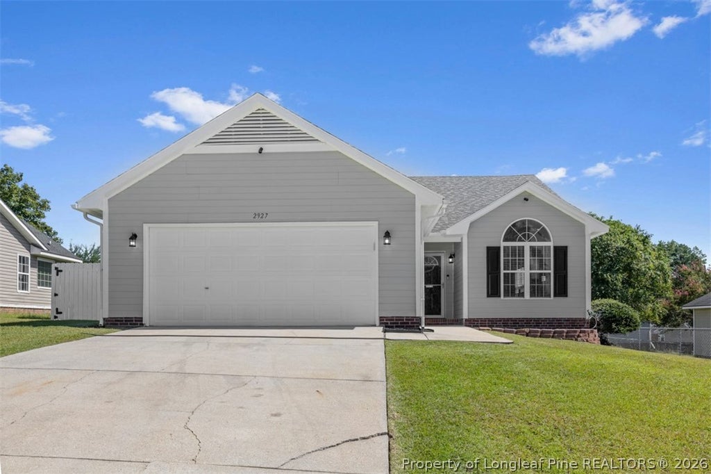 Photo of 2927 Kingfisher Drive, Fayetteville, NC 28306 (MLS # 769997)