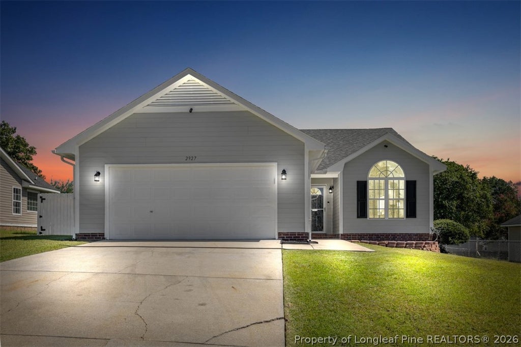 Photo of 2927 Kingfisher Drive, Fayetteville, NC 28306 (MLS # 769997)