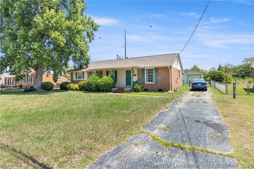 Photo of 5126 Chesapeake Road, Fayetteville, NC 28311 (MLS # 765243)