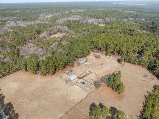 690 POOLE RD, RAEFORD, NC 28376 - Image 52202e9f2770a95b5fcbf2ed17c35225/3970586767