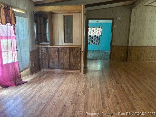 5689 NE Maxwell Road NW