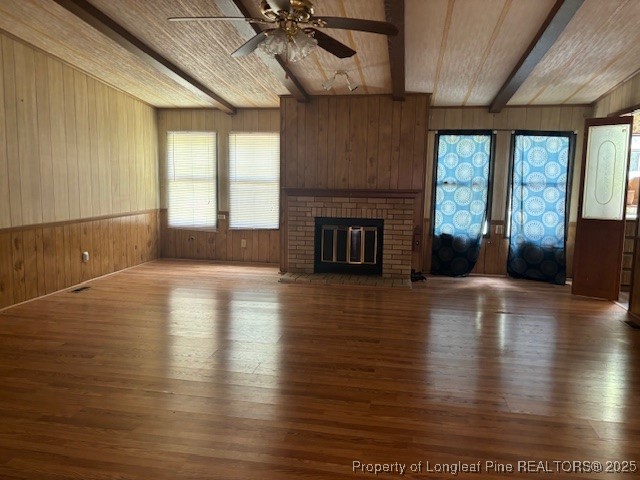 5689 NE Maxwell Road NW