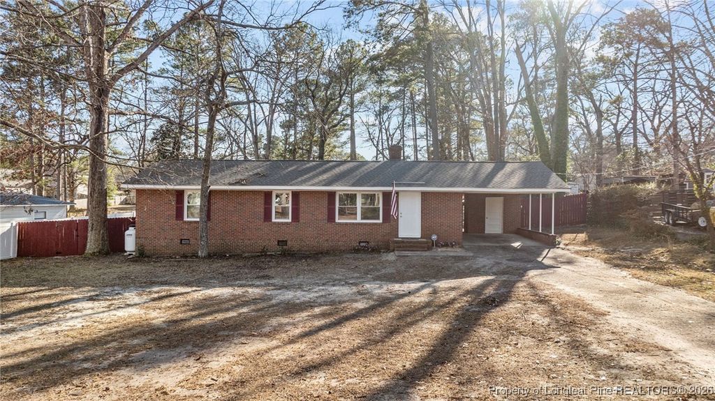 Photo of 306 Glenola Street, Fayetteville, NC 28311 (MLS # 755822)