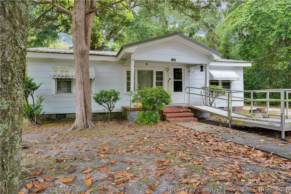 Photo of 1006 James Street, Elizabethtown, NC 28337 (MLS # 761974)