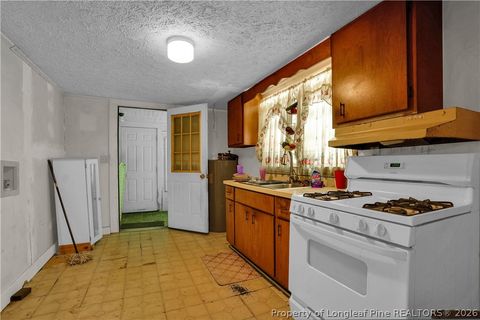 Tiny photo for 1006 James Street, Elizabethtown, NC 28337 (MLS # 761974)