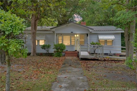 Photo of 1006 James Street, Elizabethtown, NC 28337 (MLS # 761974)
