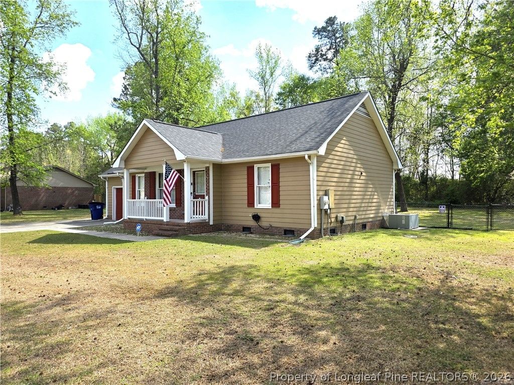 Photo of 257 Berwick Drive, Raeford, NC 28376 (MLS # 760027)