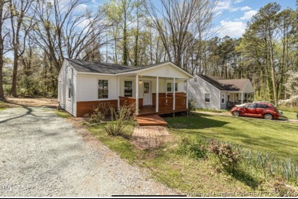 Photo of 606 North Avenue, Sanford, NC 27330 (MLS # 749260)