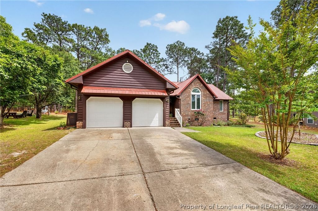 Photo of 30 Racquet Court, Sanford, NC 27332 (MLS # 761620)