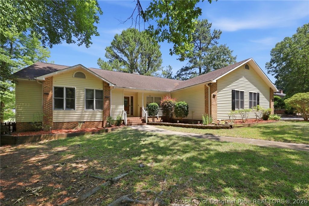 Photo of 573 Broadmoor Court, Sanford, NC 27332 (MLS # 764307)