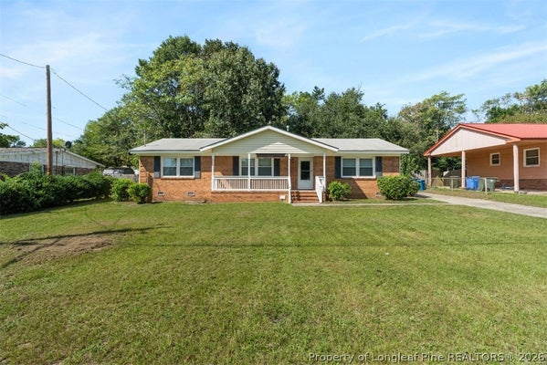 1728 SAINT AUGUSTINE AVE, FAYETTEVILLE, NC 28304 - Image 54458ae8859dfd1152c9ea31a36740c8/3916490362