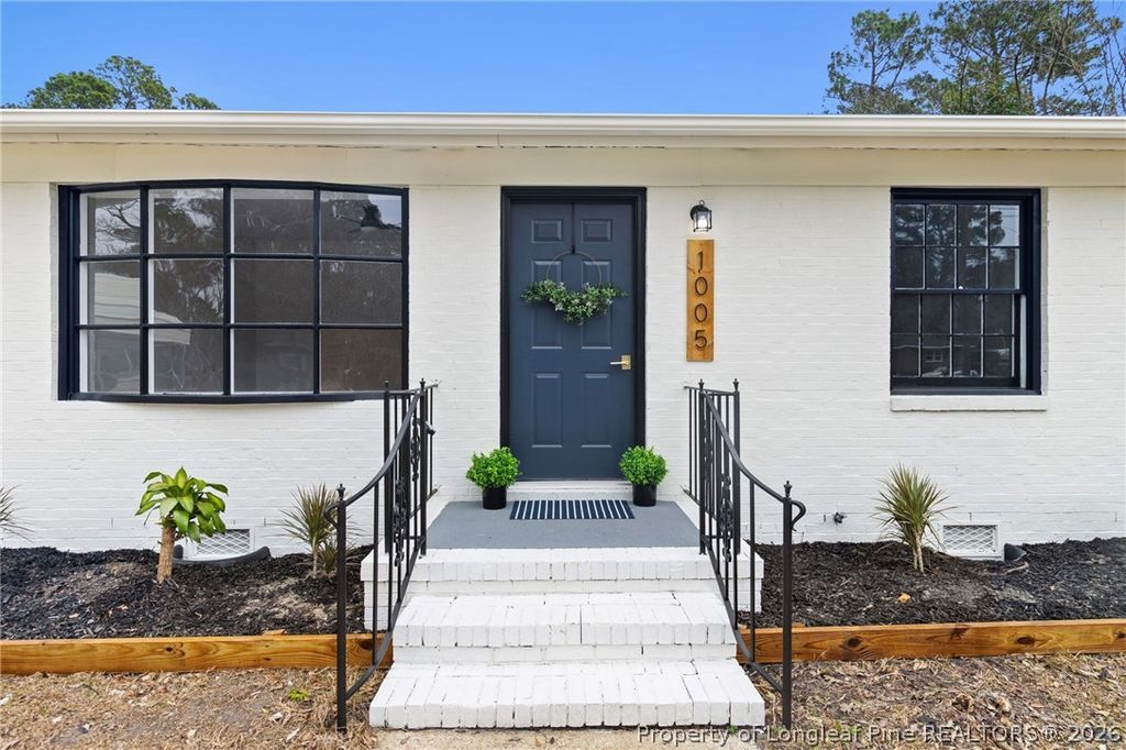 Photo of 1005 Arberdale Drive, Fayetteville, NC 28304 (MLS # 758234)