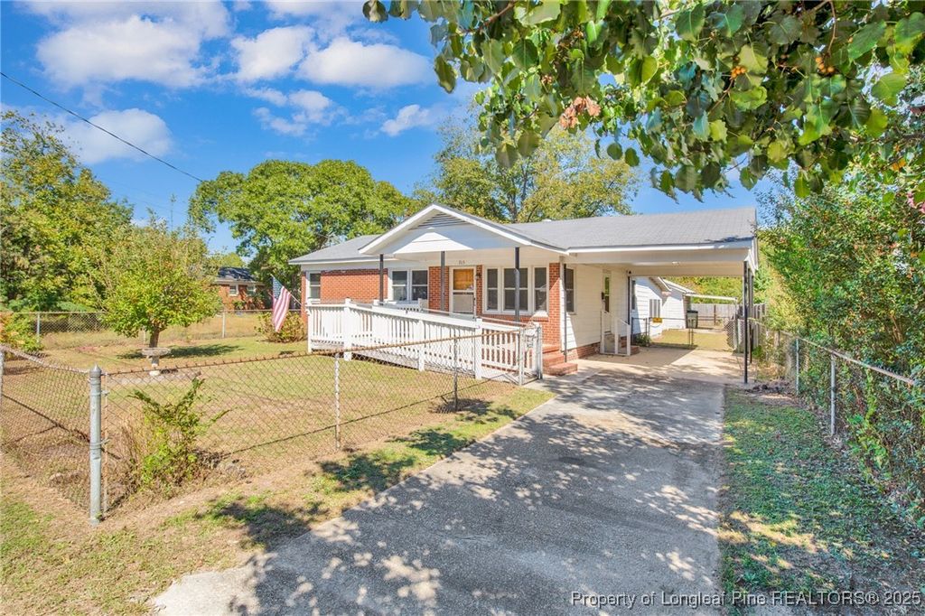 Photo of 215 S 7th Street, Spring Lake, NC 28390 (MLS # 751789)