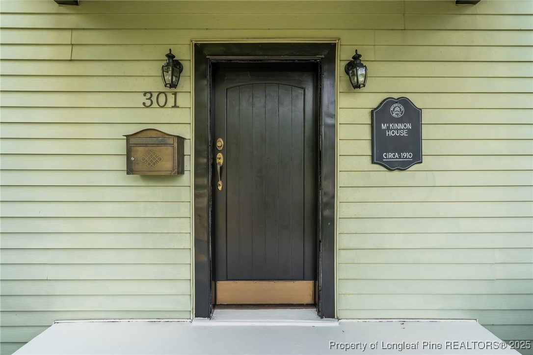 301 W Central Street