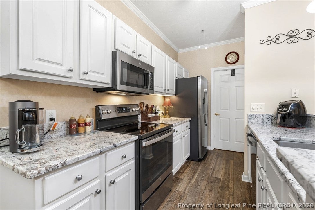 824 Sage Creek Lane 12 - Photo 4