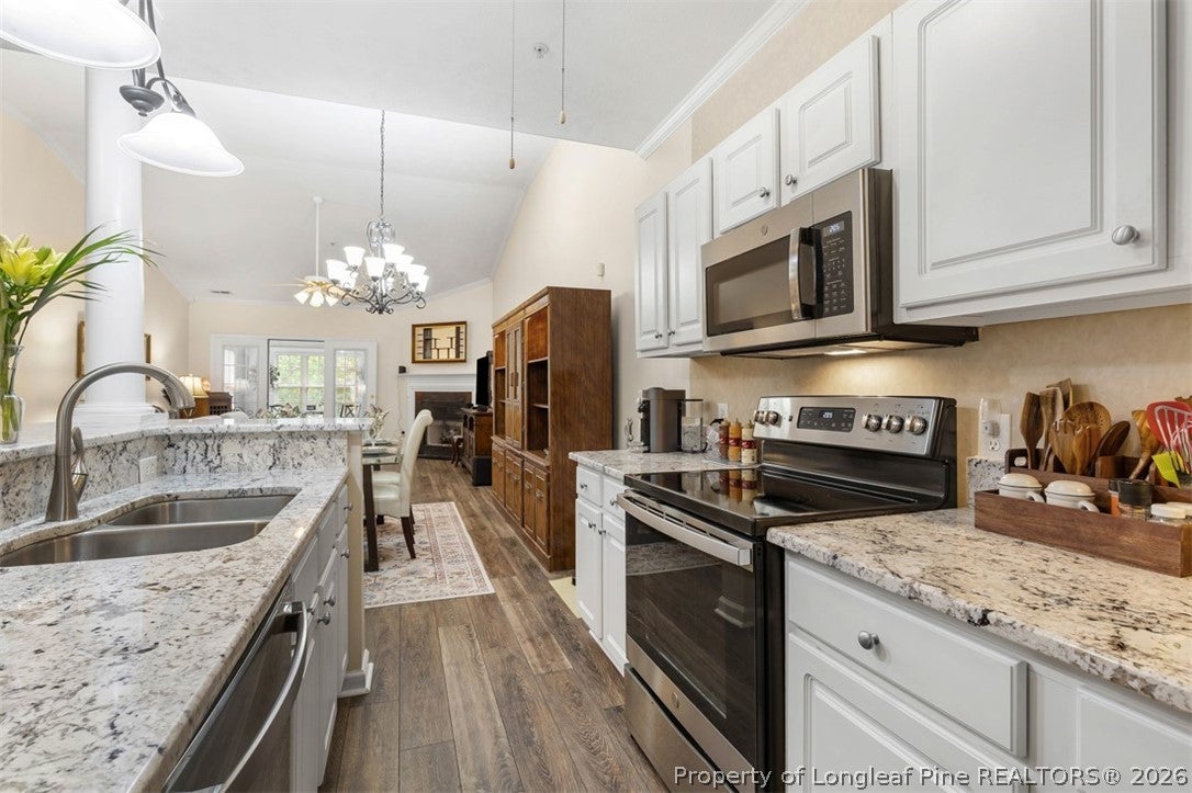 824 Sage Creek Lane 12 - Photo 3