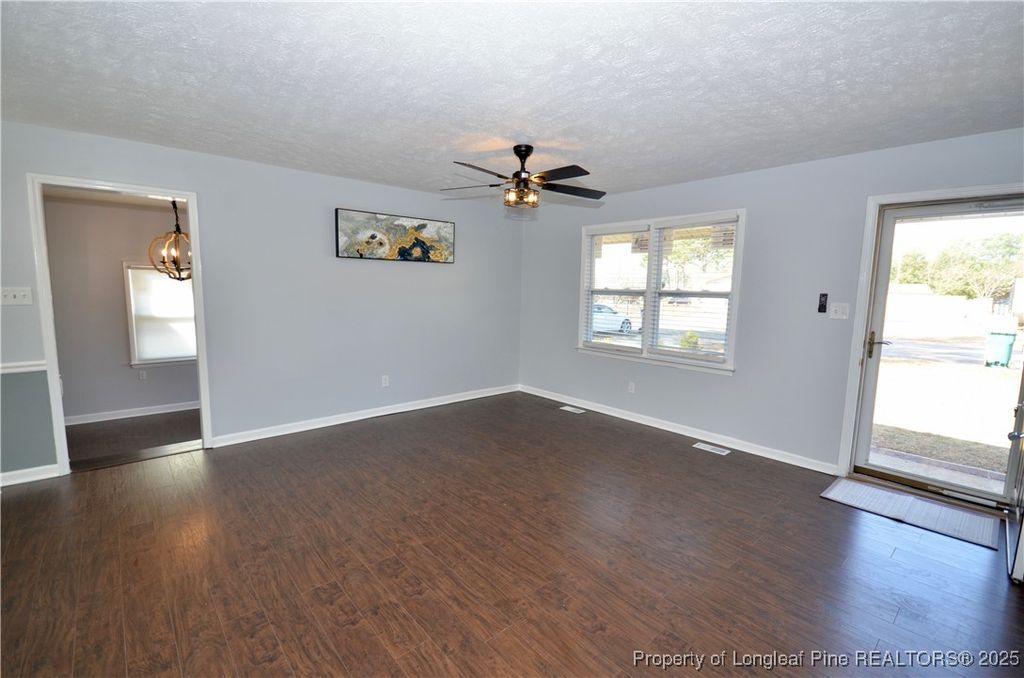 Photo of 3235 Glenmore Drive, Hope Mills, NC 28348 (MLS # 753959)