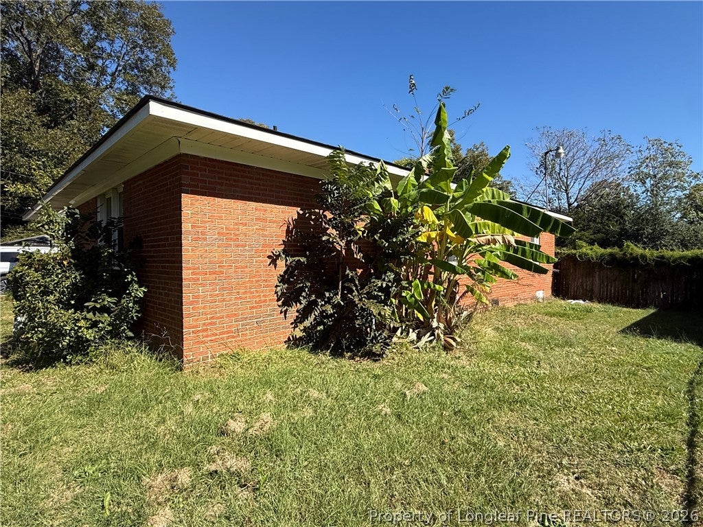 Photo of 805 Hemlock Drive, Fayetteville, NC 28304 (MLS # 771405)