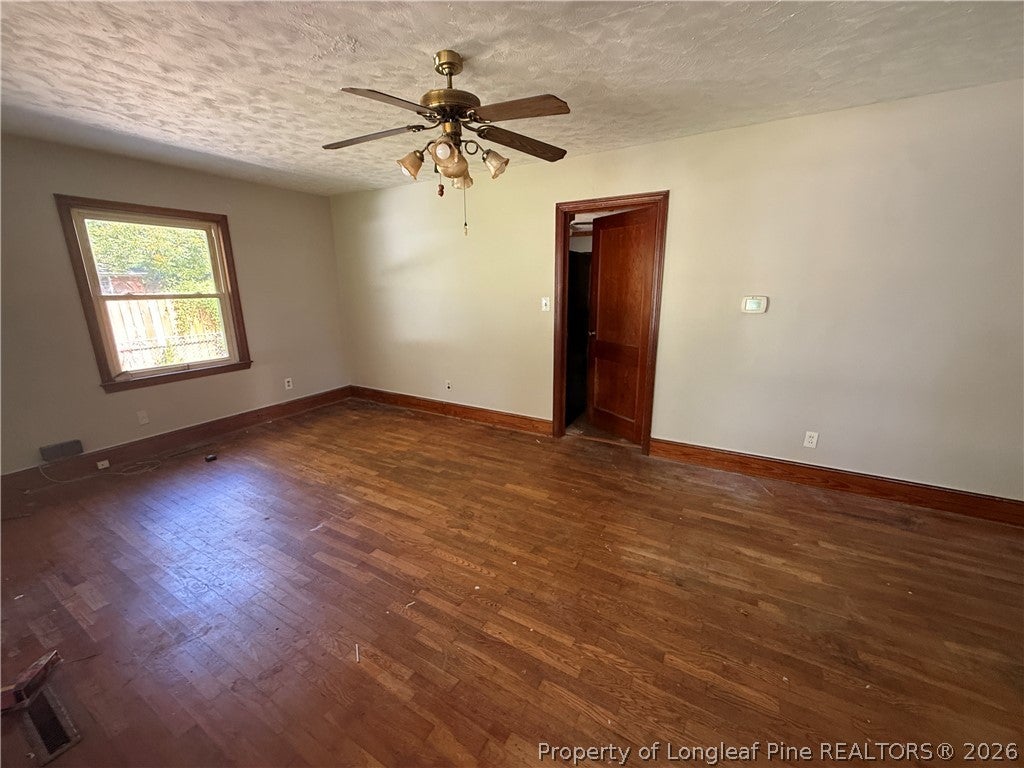 Photo of 805 Hemlock Drive, Fayetteville, NC 28304 (MLS # 771405)