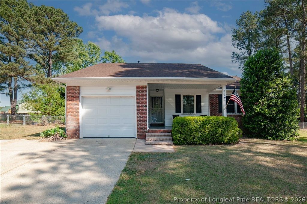Photo of 1121 Butterwood Circle, Fayetteville, NC 28314 (MLS # 761282)