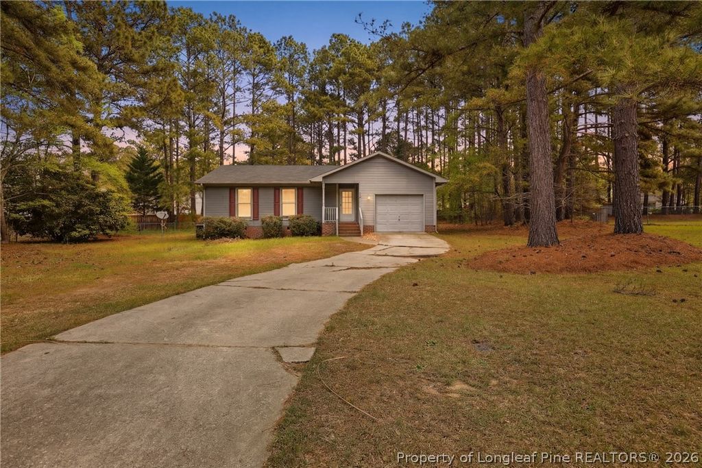 Photo of 207 Cobblestone Court, Raeford, NC 28376 (MLS # 759717)