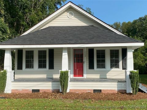 A home in Bladenboro