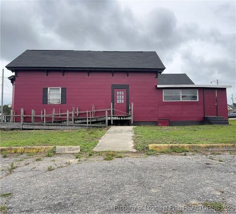 Tiny photo for 202 W Main Street W, Hamlet, NC 28345 (MLS # 745586)