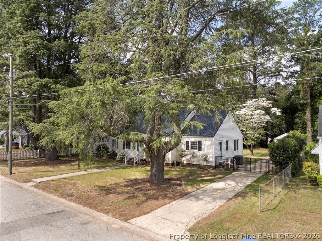 Photo of 503 Cape Fear Avenue, Fayetteville, NC 28303 (MLS # 760338)