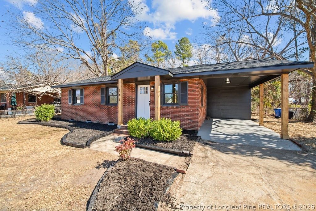 Photo of 341 Lynhurst Drive, Fayetteville, NC 28314 (MLS # 758503)