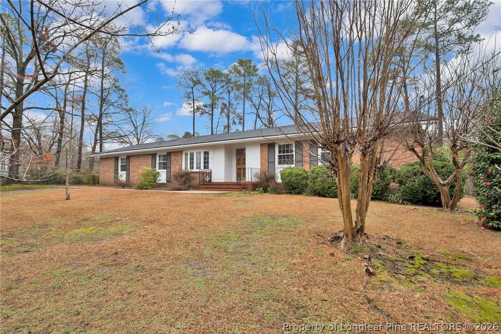 Photo of 3209 Glasgow Drive, Fayetteville, NC 28303 (MLS # 758288)