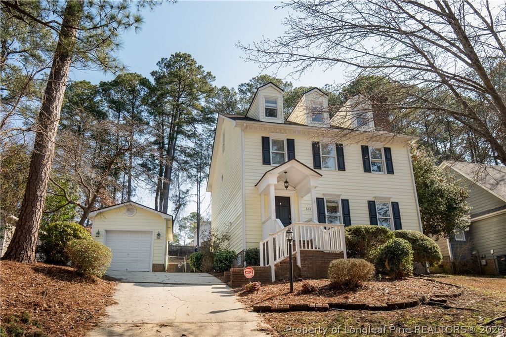 Photo of 864 Hilton Drive, Fayetteville, NC 28311 (MLS # 759073)