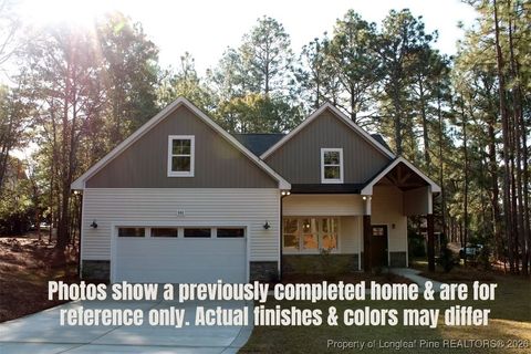 827 Southerland Peak Drive N Raeford NC 28376