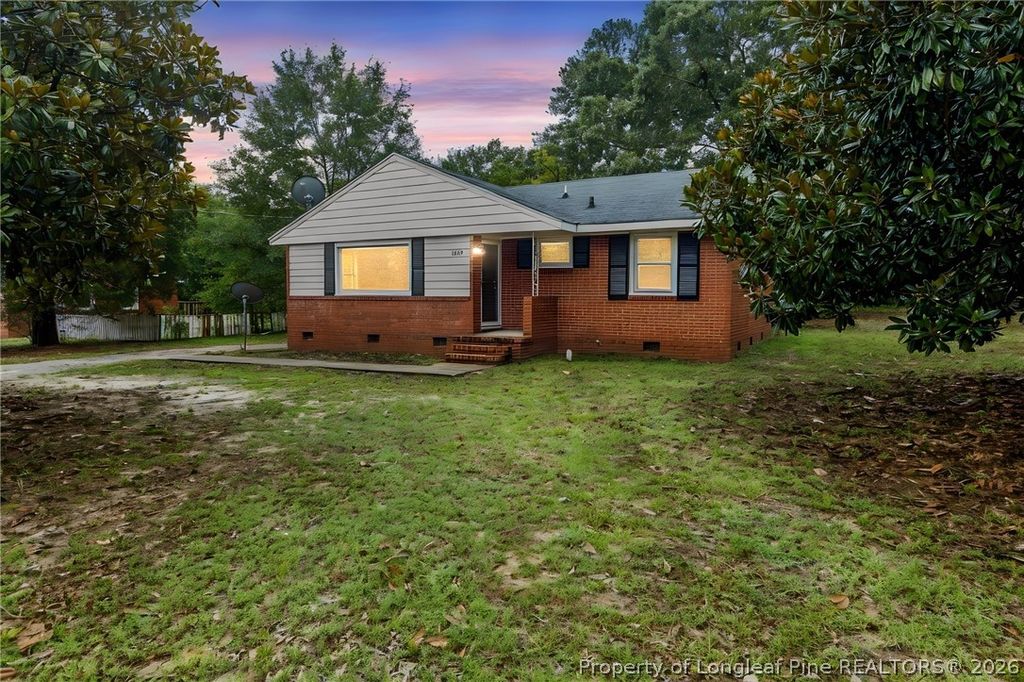 Photo of 1413 Stansfield Drive, Fayetteville, NC 28303 (MLS # 766571)