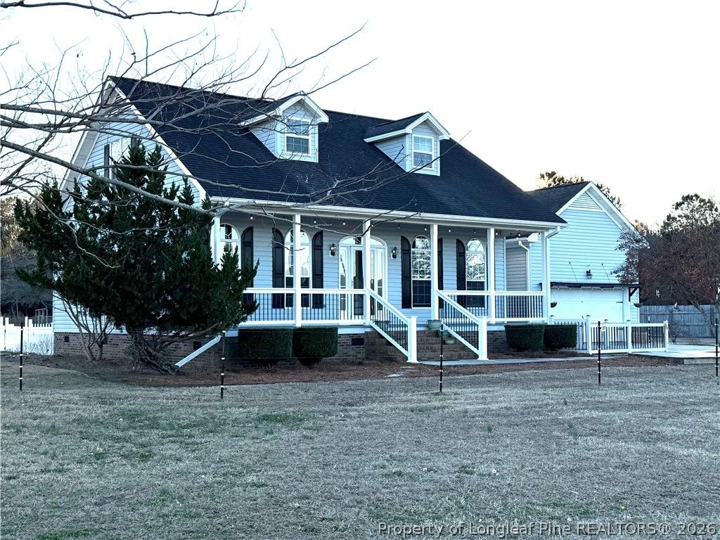 Photo of 2001 OLD LUMBERTON Road, Whiteville, NC 28472 (MLS # 757610)