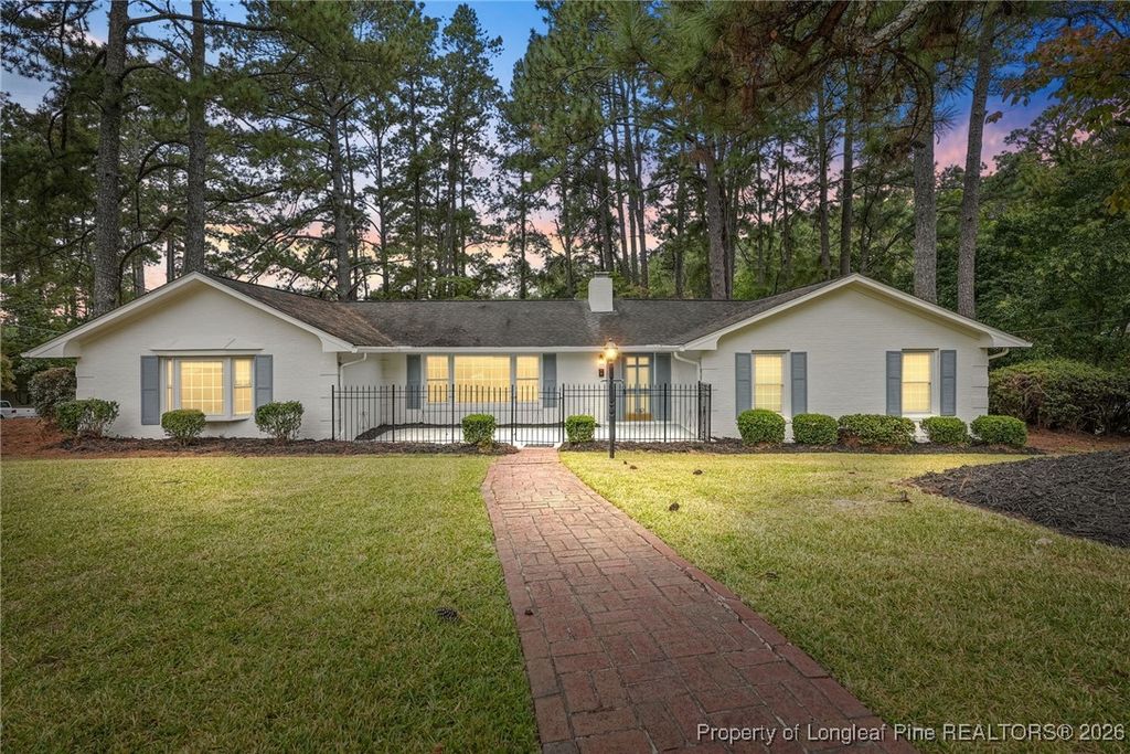 Photo of 2515 Mirror Lake Drive, Fayetteville, NC 28303 (MLS # 755218)