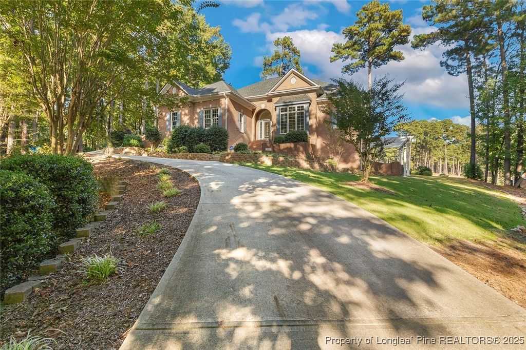 Photo of 2009 Traceway Drive N, Sanford, NC 27332 (MLS # 751125)