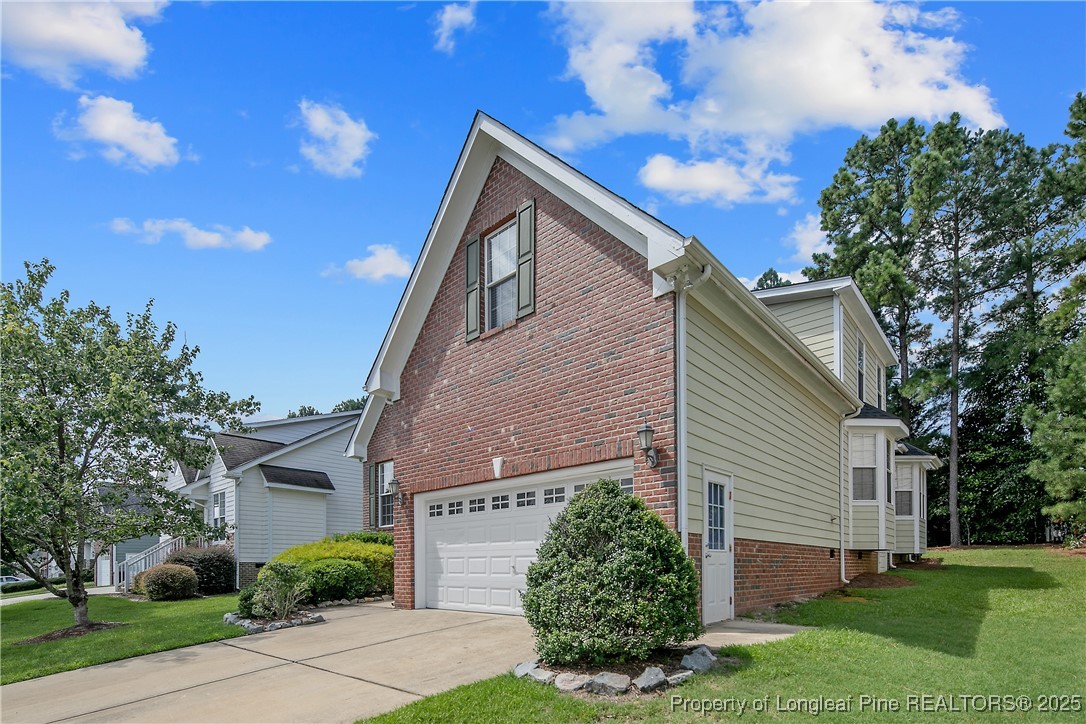 177 Lamplighter Way