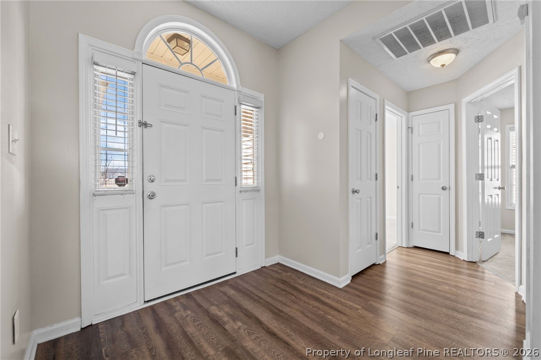 521 Fairfield Circle