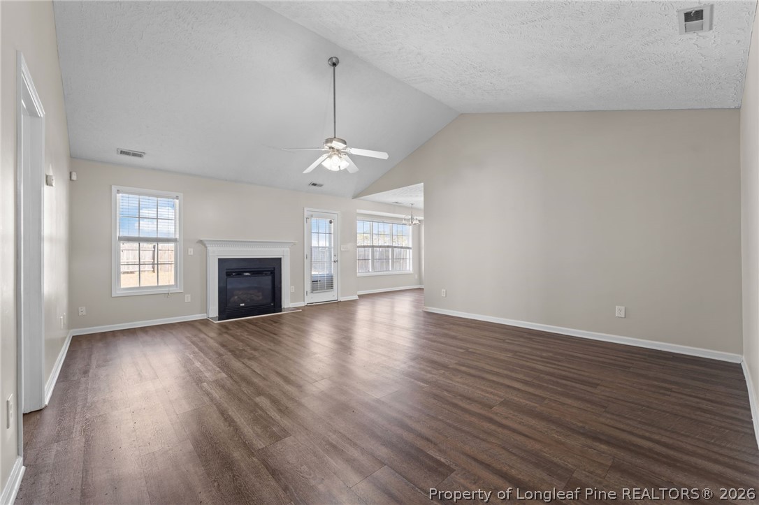 521 Fairfield Circle