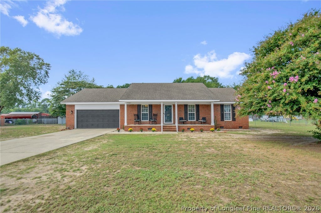 Photo of 327 Grape Arbor Drive, Fayetteville, NC 28312 (MLS # 769464)