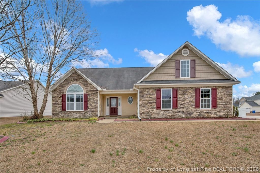 Photo of 505 Collinwood Drive, Raeford, NC 28376 (MLS # 762602)