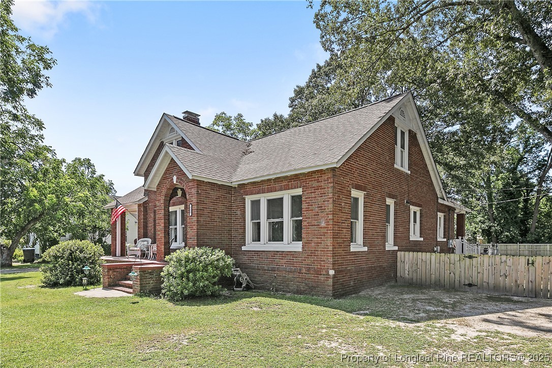 115 W Prospect Avenue
