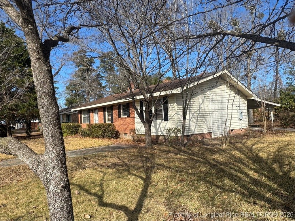 Photo of 1411 Eisenhower Street, Lumberton, NC 28358 (MLS # 755624)