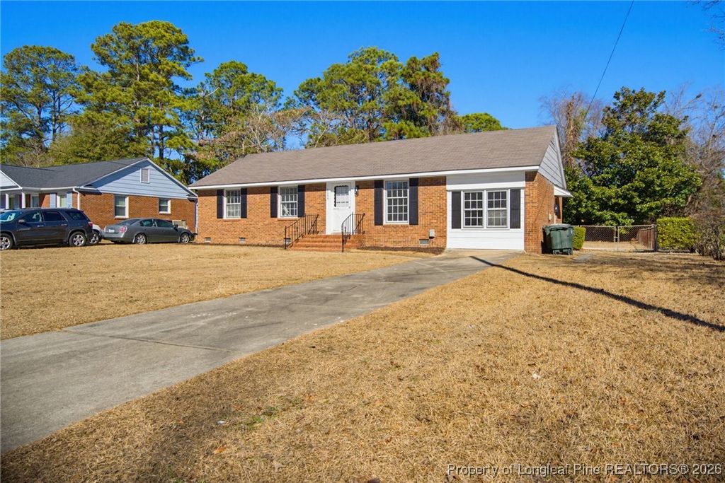 Photo of 5156 Hewitt Drive, Fayetteville, NC 28311 (MLS # 756056)