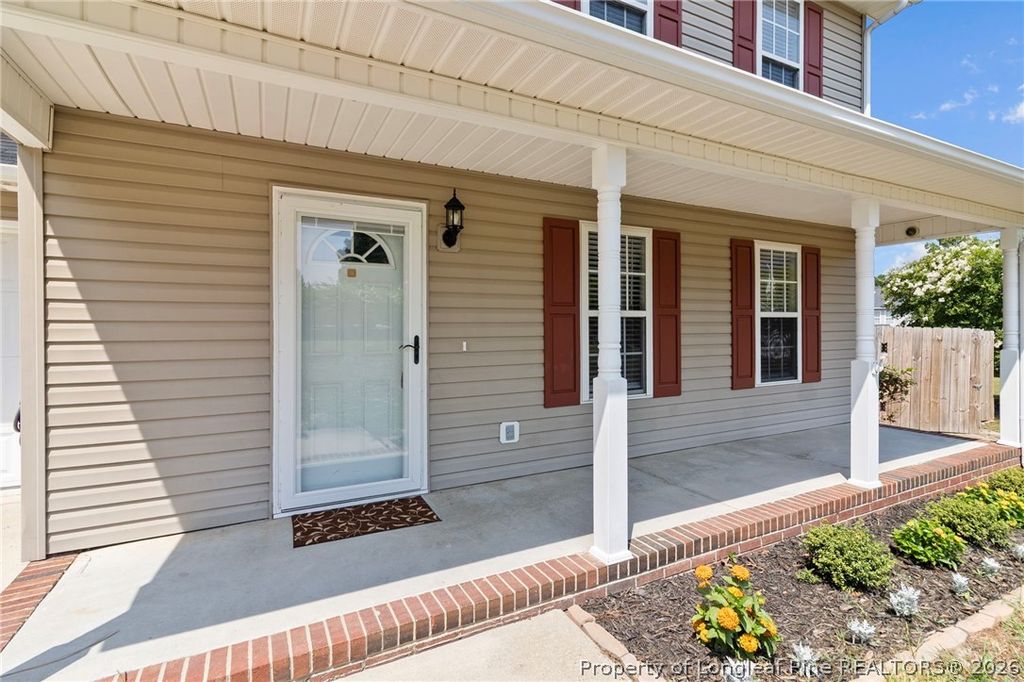Photo of 98 White Oak Circle, Sanford, NC 27332 (MLS # 762891)