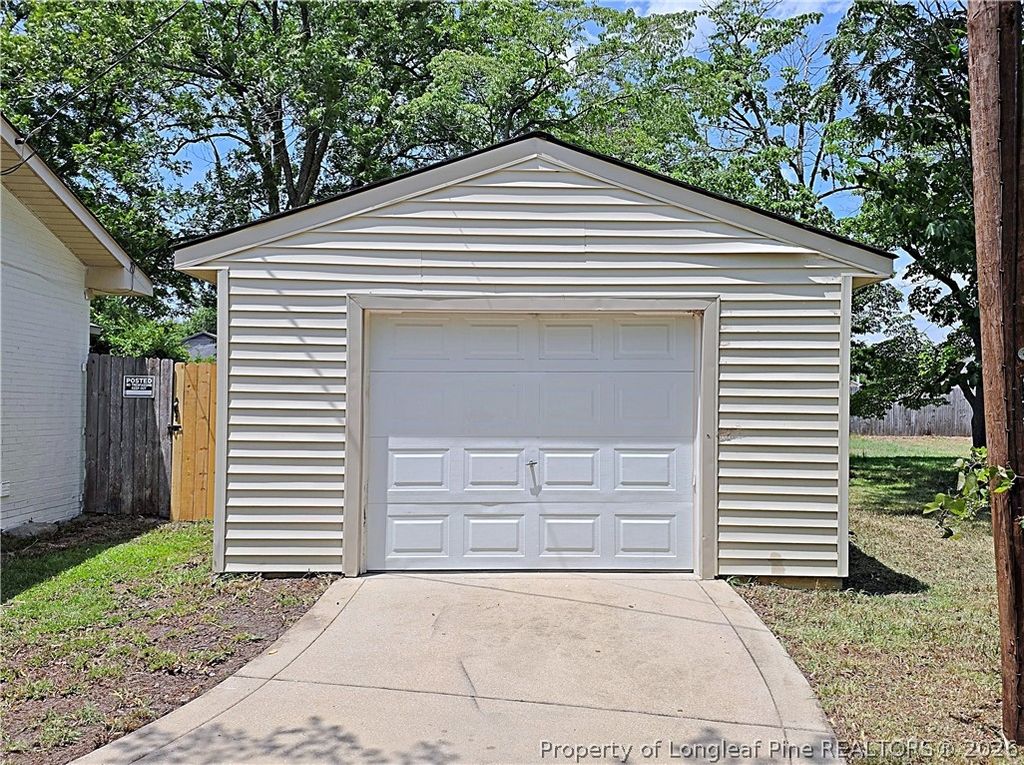 Photo of 1602 Ferndell Drive, Fayetteville, NC 28314 (MLS # 765797)