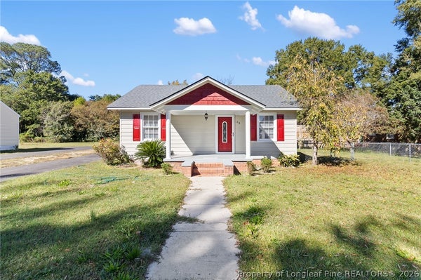 24 S GREEN ST, PARKTON, NC 28371 - Image 60e3258e8e6480344e42df9d2d79cb63/3915641406