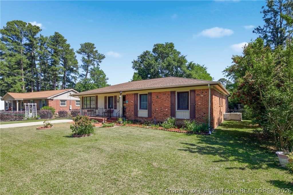 Photo of 423 Perth Street, Fayetteville, NC 28314 (MLS # 759232)