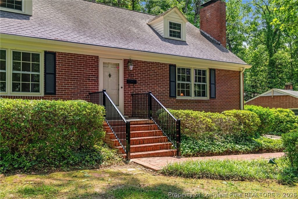 Photo of 511 Maplewood Drive, Sanford, NC 27330 (MLS # 758165)